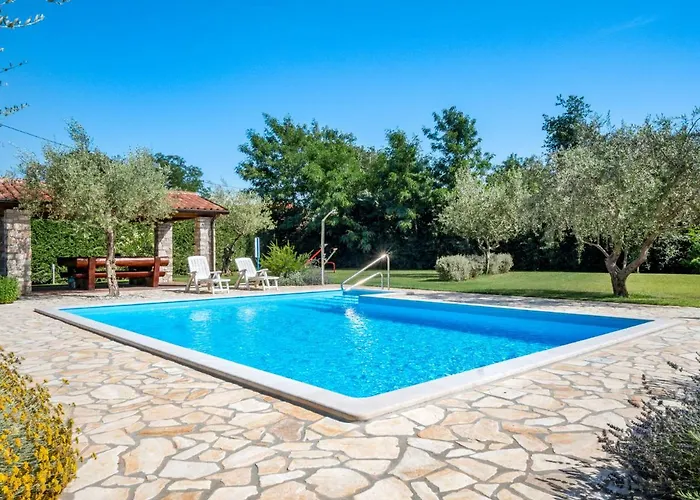 Semesterbostad Tommy By Interhome