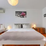 Tommy By Interhome